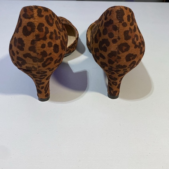 Naturalizer Leopard Print 2 inch Heels - Picture 7 of 11